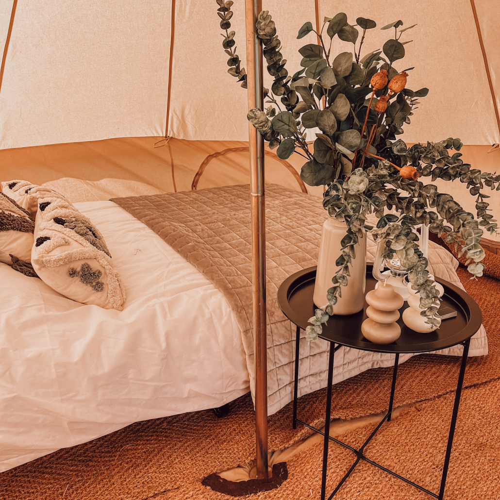 Hen Glamp Camp Sussex